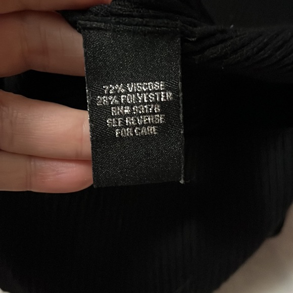 Catherine Malandrino black ribbed long sleeved sweater. Sz small. - Picture 8 of 9